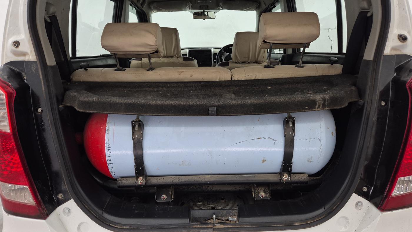 2014 Maruti Wagon R 1.0 LXI CNG, CNG, Manual, 74,132 km, Boot Inside
