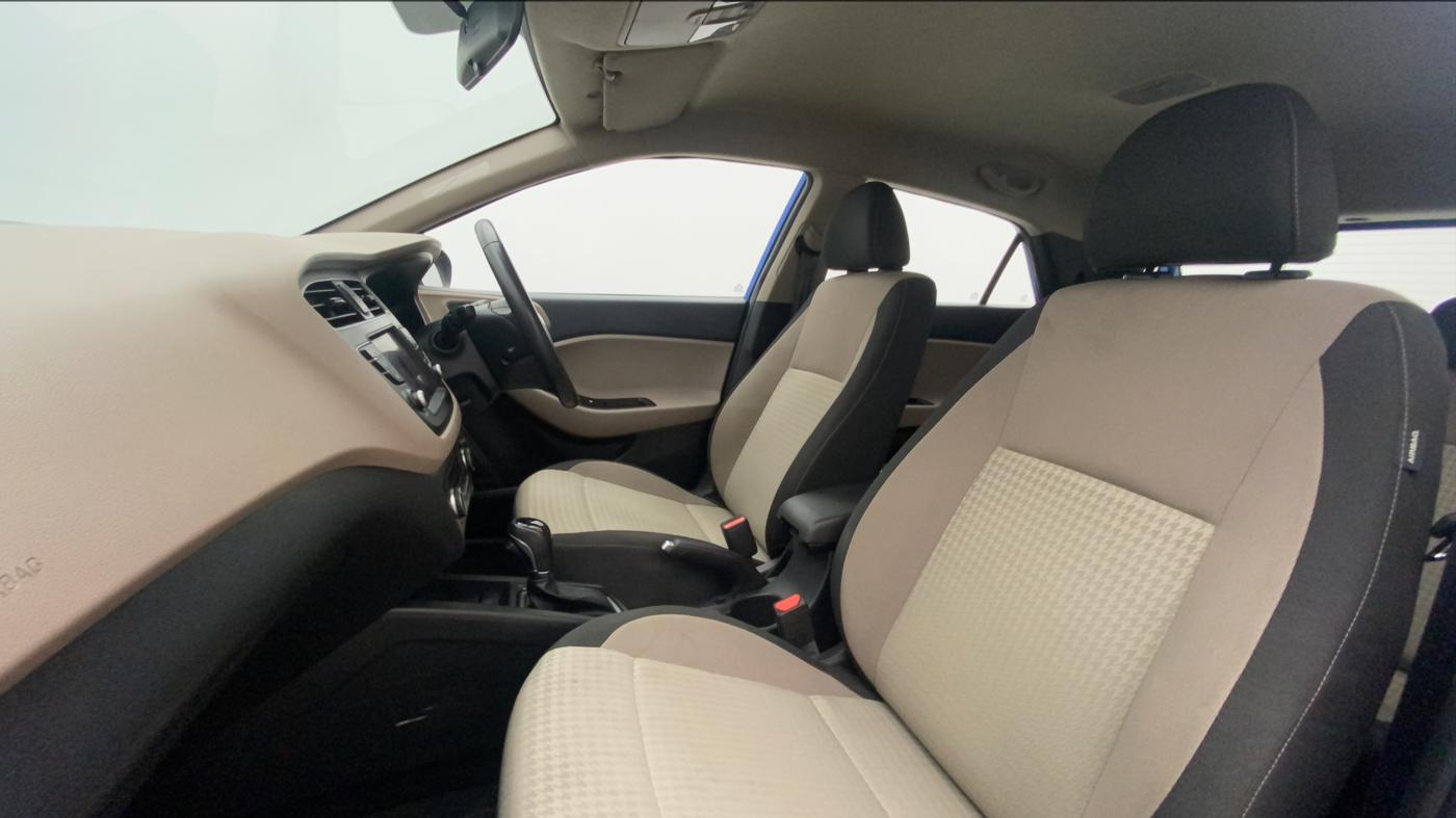 2019 Hyundai Elite i20 ASTA (O) CVT, Petrol, Automatic, 34,035 km, Right Side Front Door Cabin