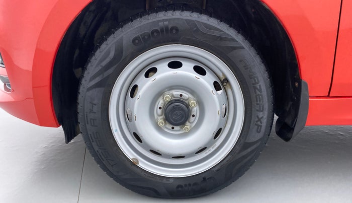 2021 Tata Tiago XE 1.2 REVOTRON, Petrol, Manual, 9,789 km, Left Front Wheel