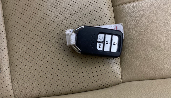 2022 Honda City 1.5L I-VTEC ZX CVT, Petrol, Automatic, 63,323 km, Key Close Up