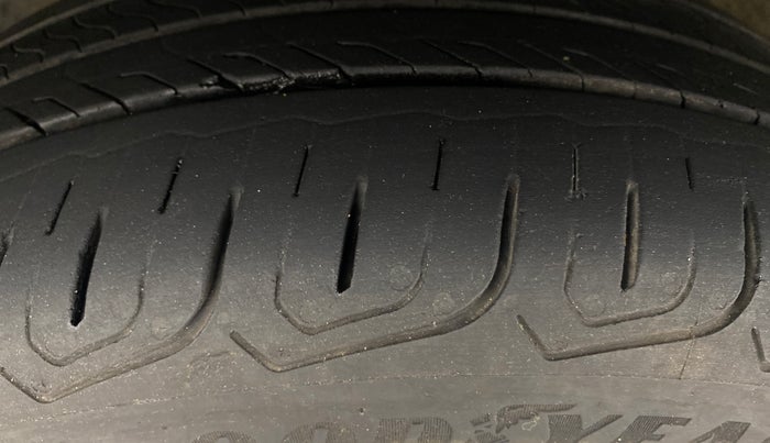 2022 Honda City 1.5L I-VTEC ZX CVT, Petrol, Automatic, 63,323 km, Left Front Tyre Tread