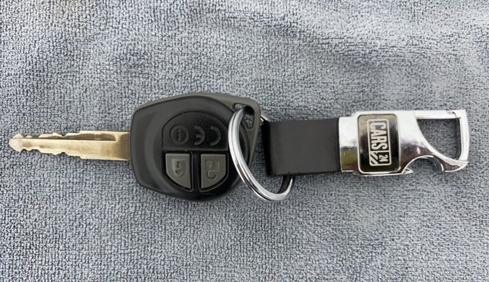 2017 Maruti Dzire VXI, Petrol, Manual, 55,255 km, Key Close Up