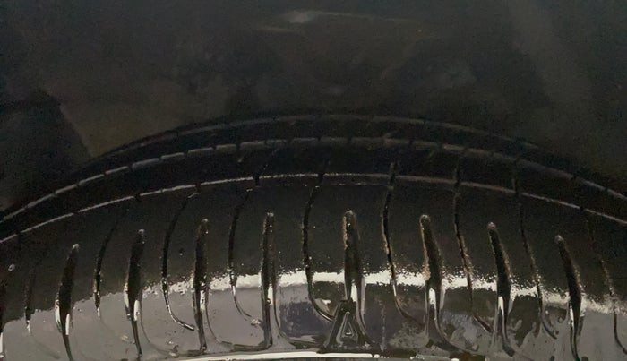 2014 Hyundai Santro Xing GL PLUS, Petrol, Manual, 68,471 km, Left Front Tyre Tread