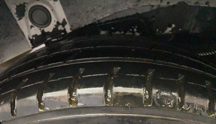 2014 Hyundai Santro Xing GL PLUS, Petrol, Manual, 68,471 km, Left Rear Tyre Tread