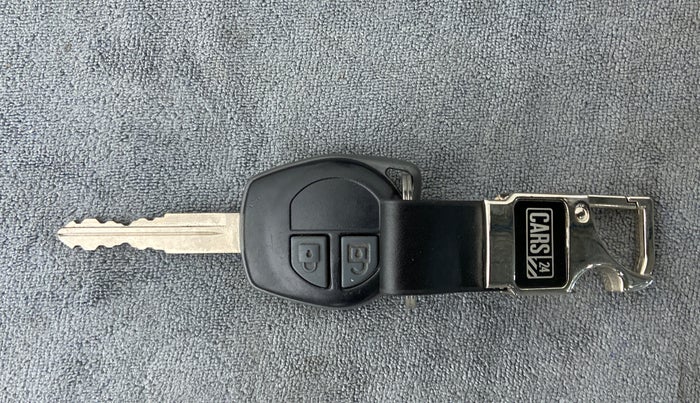 2017 Maruti Ertiga VXI ABS, Petrol, Manual, 68,104 km, Key Close Up