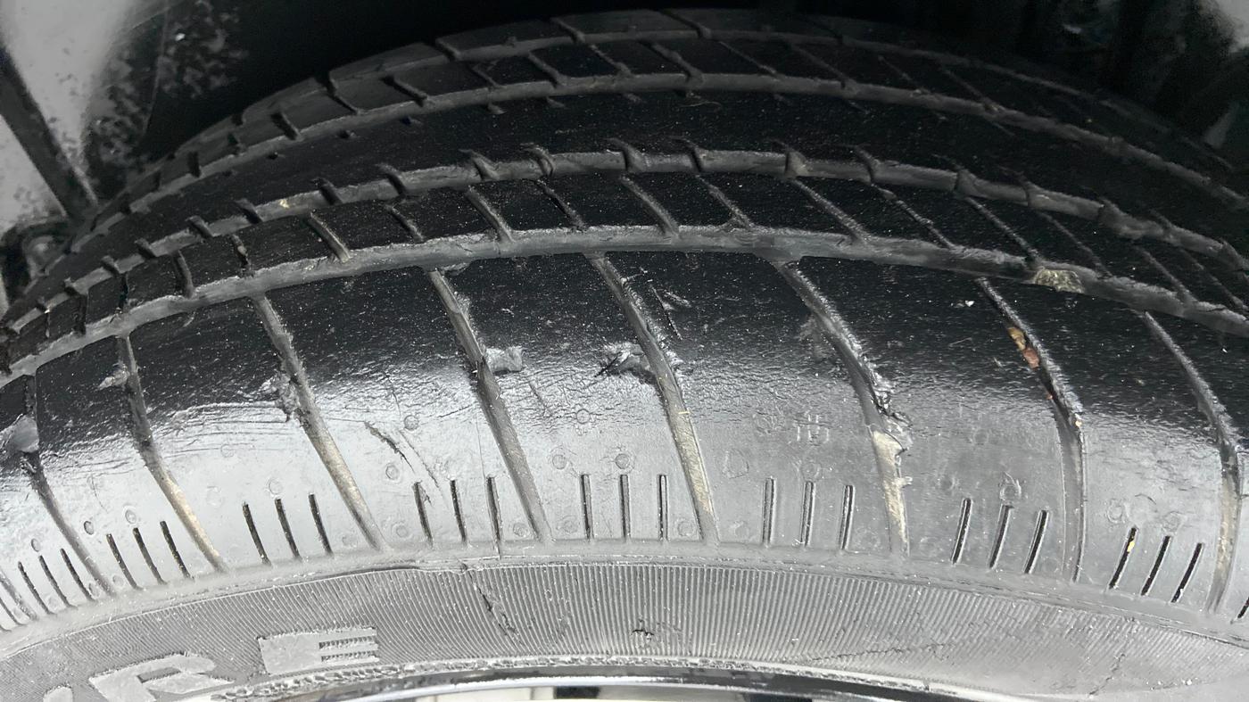 2017 Maruti Ertiga VXI ABS, Petrol, Manual, 68,104 km, Left Rear Tyre Tread