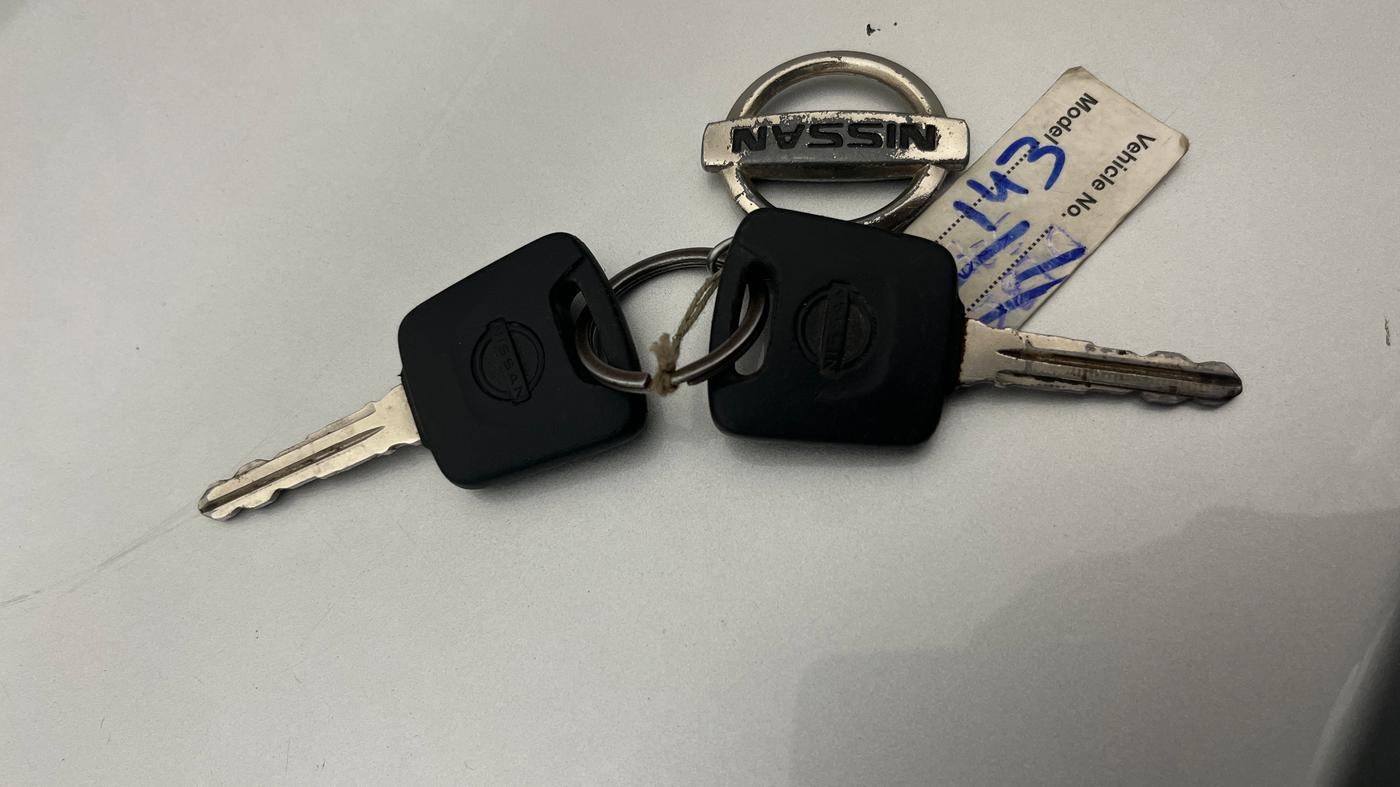 2024 Nissan MAGNITE XE, Petrol, Manual, 41,949 km, Key Close Up