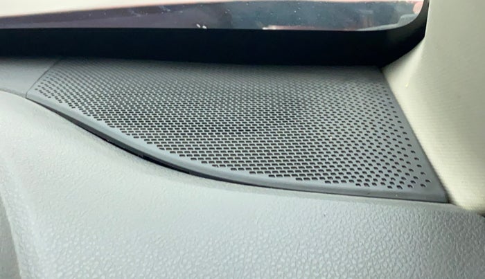 2015 Renault Kwid RXT, Petrol, Manual, 33,693 km, Speaker