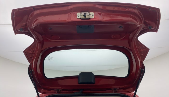 2015 Renault Kwid RXT, Petrol, Manual, 33,693 km, Boot Door Open