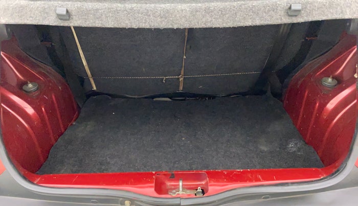 2015 Renault Kwid RXT, Petrol, Manual, 33,693 km, Boot Inside