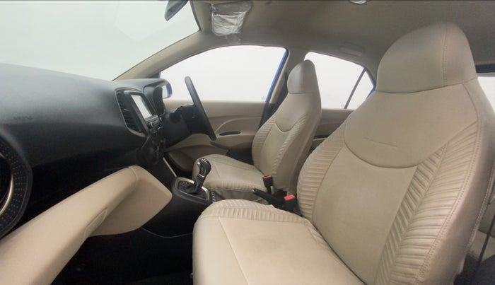 2019 Hyundai NEW SANTRO SPORTZ AMT, Petrol, Automatic, 31,538 km, Right Side Front Door Cabin