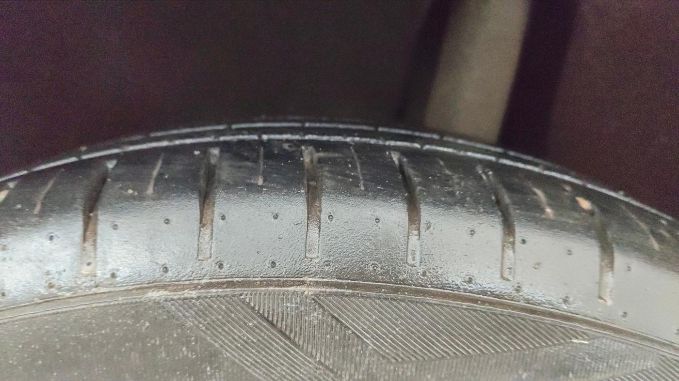 2021 Maruti Baleno ZETA PETROL 1.2, Petrol, Manual, 23,616 km, Left Rear Tyre Tread
