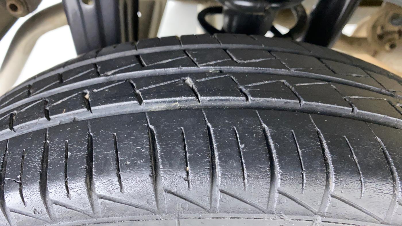 2021 Maruti Alto LXI CNG, CNG, Manual, 30,310 km, Right Rear Tyre Tread