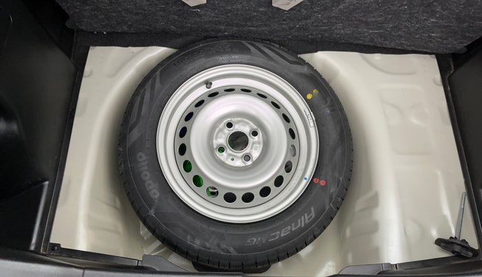 2024 Maruti Baleno SIGMA PETROL 1.2, Petrol, Manual, 8,455 km, Spare Tyre