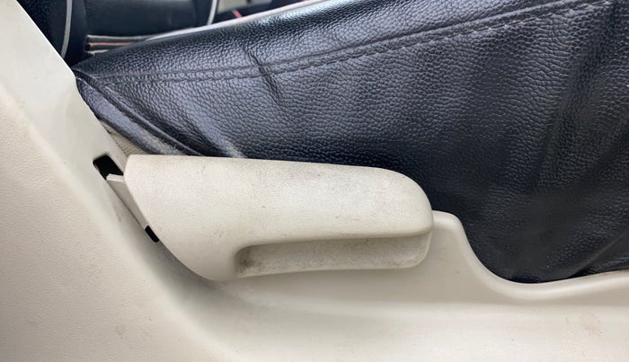 2020 Maruti Celerio VXI CNG, CNG, Manual, 75,445 km, Driver Side Adjustment Panel