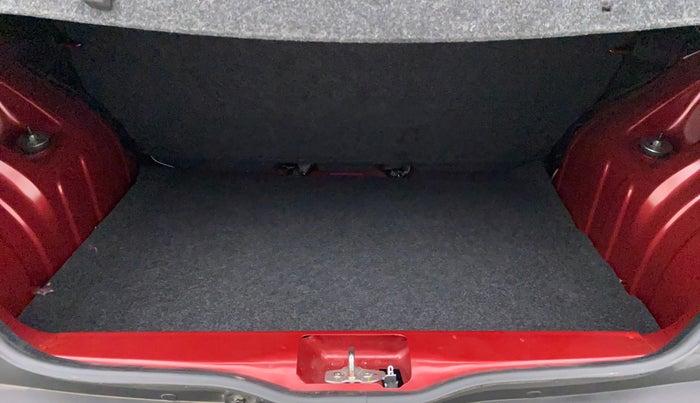 2019 Renault Kwid RXT Opt, Petrol, Manual, 8,638 km, Boot Inside