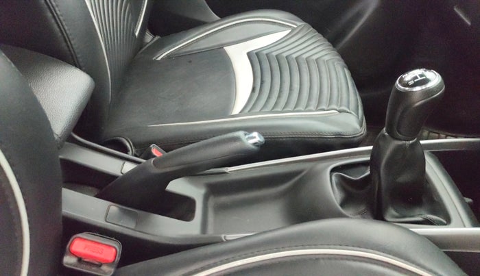 2021 Maruti Baleno ZETA PETROL 1.2, Petrol, Manual, 62,732 km, Gear Lever