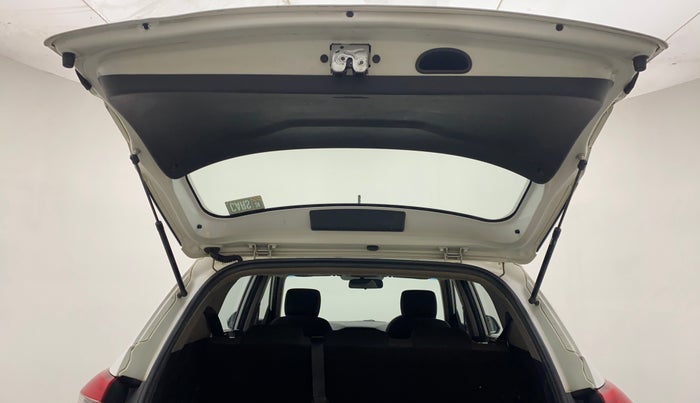 2017 Hyundai Creta E PLUS 1.6 PETROL, Petrol, Manual, 85,391 km, Boot Door Open