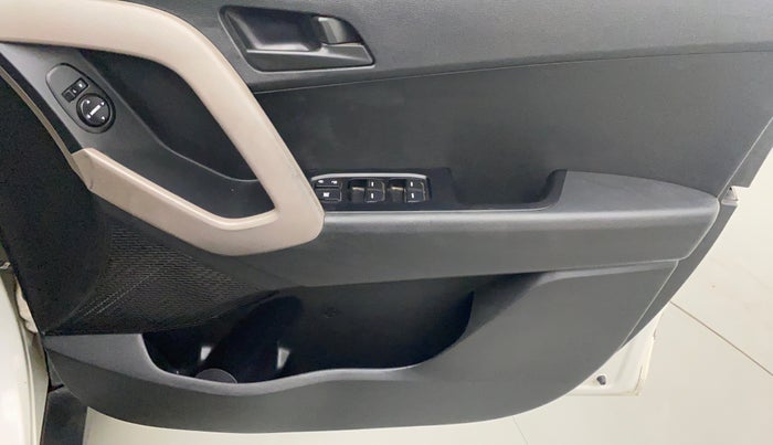 2017 Hyundai Creta E PLUS 1.6 PETROL, Petrol, Manual, 85,391 km, Driver Side Door Panels Control