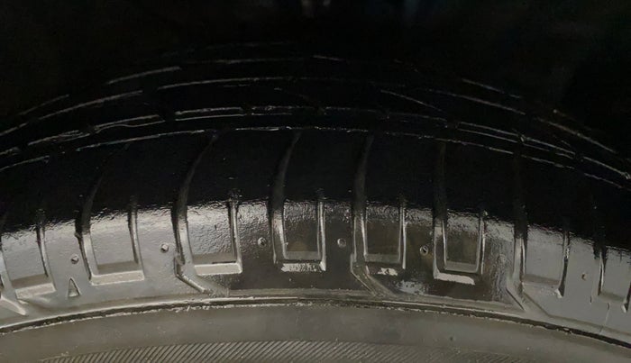 2018 Hyundai Creta SX (O) 1.6 PETROL, Petrol, Manual, 56,934 km, Right Front Tyre Tread