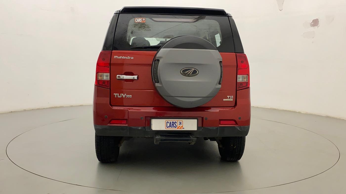 2018 Mahindra TUV300 T10 AMT DUAL TONE, Diesel, Automatic, 56,659 km, Back/Rear