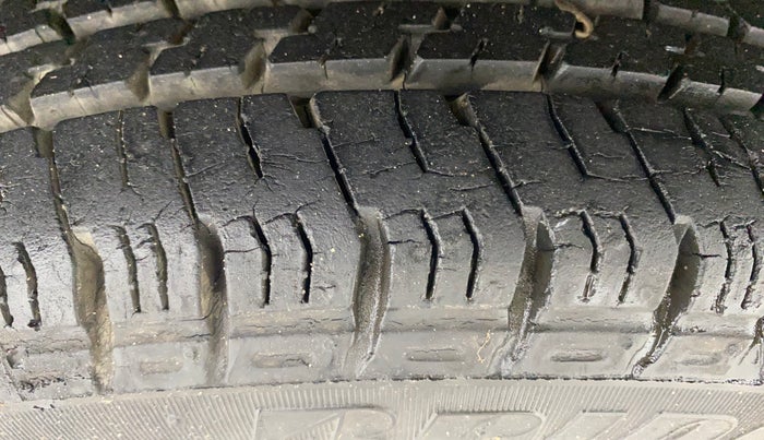 2015 Maruti Alto K10 VXI AMT, Petrol, Automatic, 25,874 km, Right Rear Tyre Tread