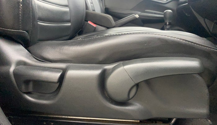 2018 Honda WR-V 1.2L I-VTEC VX MT, Petrol, Manual, 66,428 km, Driver Side Adjustment Panel