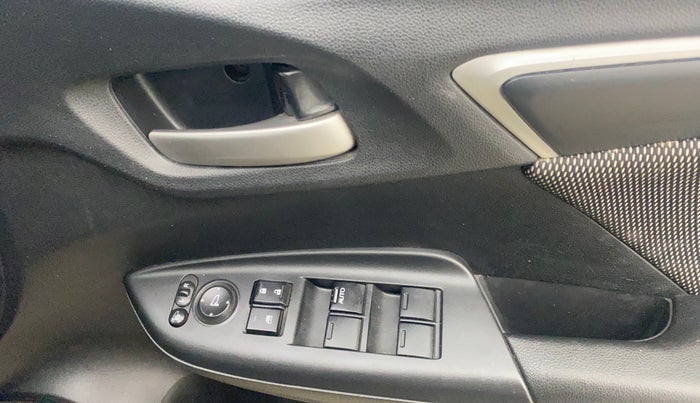 2018 Honda WR-V 1.2L I-VTEC VX MT, Petrol, Manual, 66,428 km, Driver Side Door Panels Control