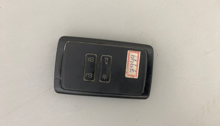 2019 Renault TRIBER RXZ, Petrol, Manual, 81,825 km, Key Close Up