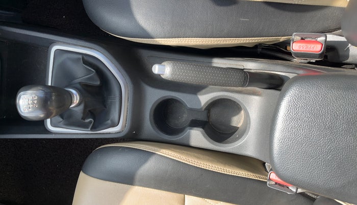 2018 Hyundai Creta SX PLUS 1.6 DIESEL, Diesel, Manual, 1,36,104 km, Gear Lever