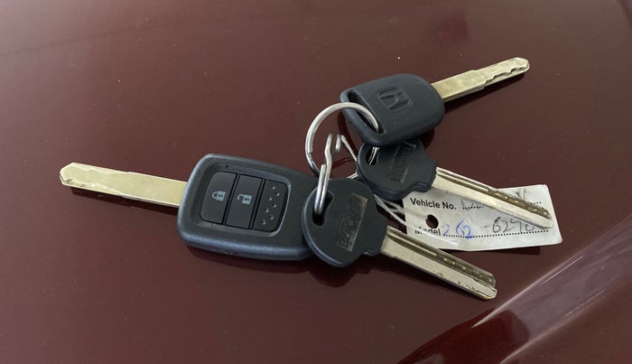 2018 Honda WR-V 1.2L I-VTEC S MT, Petrol, Manual, 59,928 km, Key Close Up