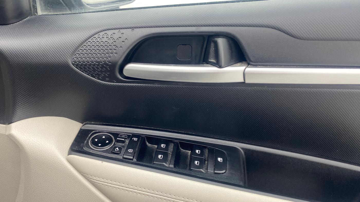 2024 KIA SONET HTX PLUS 1.0 TURBO PETROL IMT, Petrol, Manual, 16,306 km, Driver Side Door Panels Control