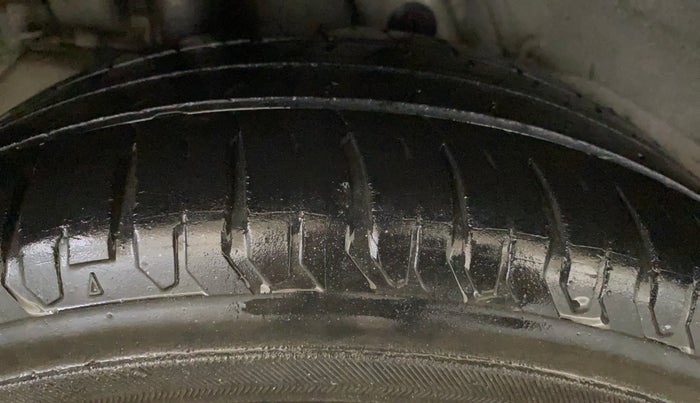 2018 Hyundai Verna 1.6 VTVT SX, Petrol, Manual, 51,957 km, Right Rear Tyre Tread