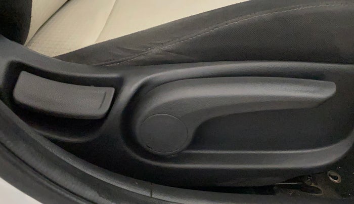 2018 Hyundai Verna 1.6 VTVT SX, Petrol, Manual, 51,957 km, Driver Side Adjustment Panel