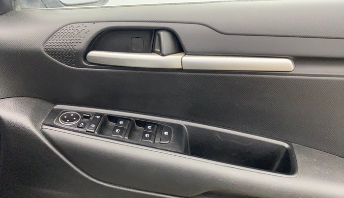 2023 KIA SONET HTK PLUS 1.0 IMT, Petrol, Manual, 12,508 km, Driver Side Door Panels Control