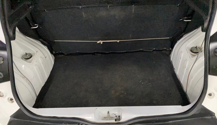 2019 Renault Kwid RXT 1.0 (O), Petrol, Manual, 24,133 km, Boot Inside