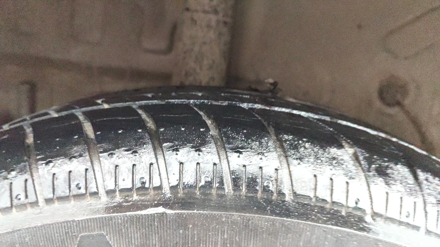 2017 Maruti Celerio VXI AMT (O), Petrol, Automatic, 49,442 km, Right Rear Tyre Tread