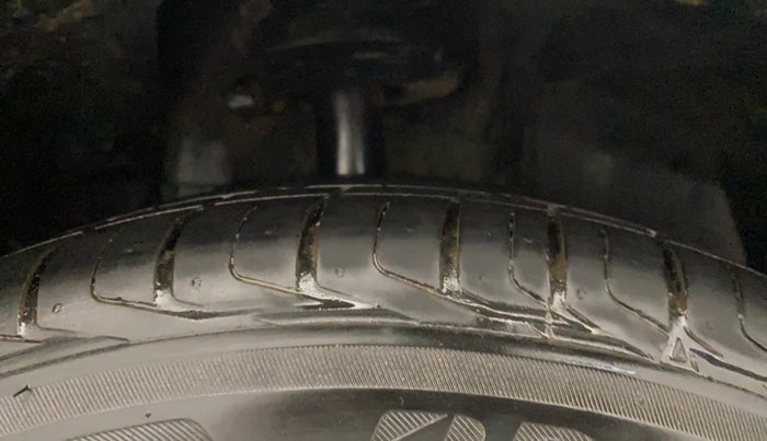 2023 Tata NEXON XZ PLUS PETROL DARK EDITION, Petrol, Manual, 7,825 km, Right Front Tyre Tread