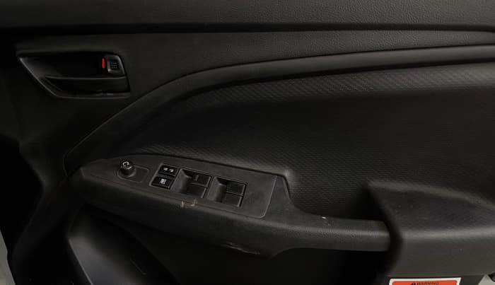 2023 Maruti BREZZA VXI S-CNG, CNG, Manual, 57,237 km, Driver Side Door Panels Control