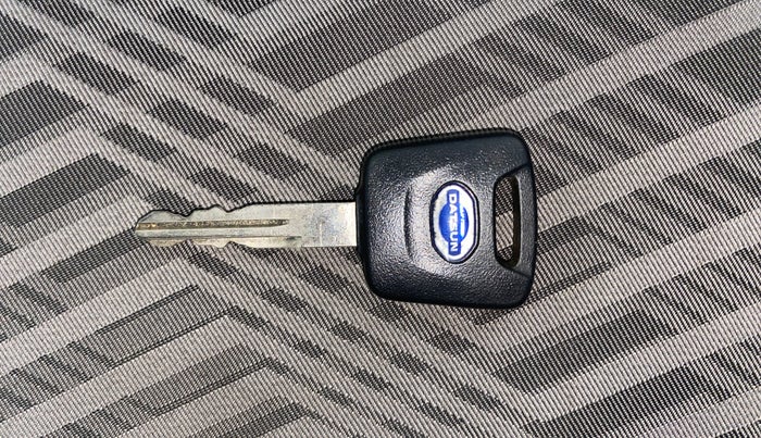 2017 Datsun Go Plus T, Petrol, Manual, 1,33,186 km, Key Close Up