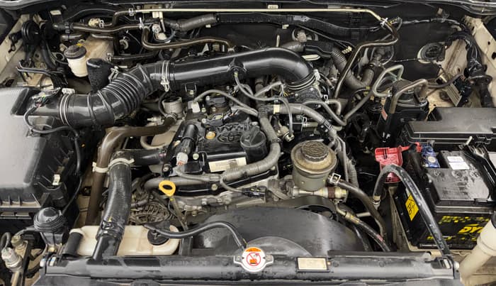2017 Toyota Fortuner 2.7 4X2 MT, Petrol, Manual, 48,518 km, Engine View