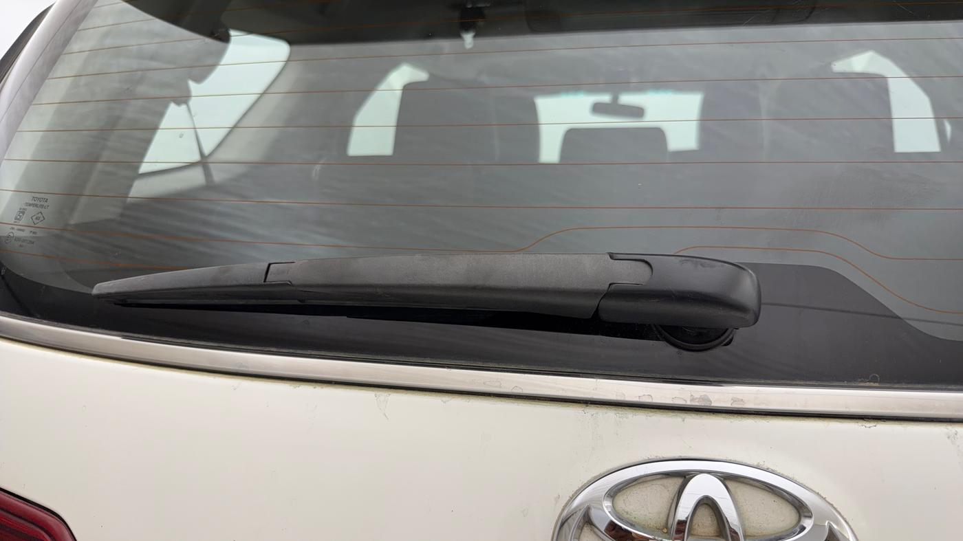 2017 Toyota Fortuner 2.7 4X2 MT, Petrol, Manual, 48,518 km, Rear Wiper