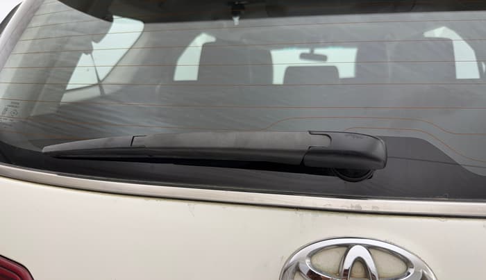2017 Toyota Fortuner 2.7 4X2 MT, Petrol, Manual, 48,518 km, Rear Wiper