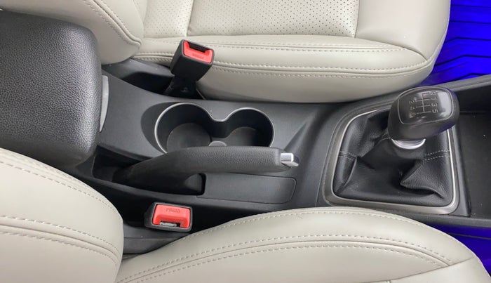 2019 Hyundai Verna 1.6 VTVT SX, Petrol, Manual, 25,310 km, Gear Lever