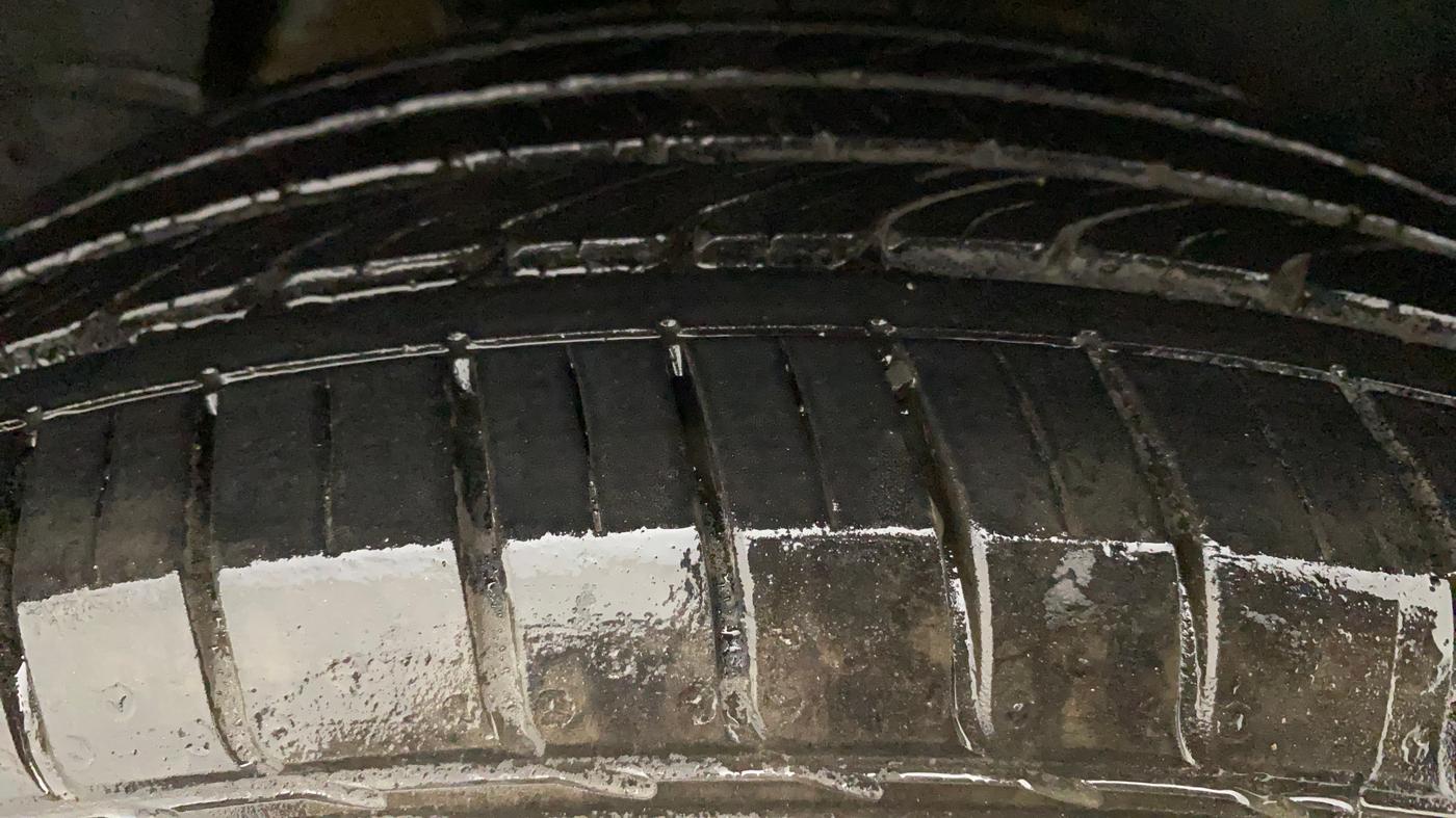 2017 Hyundai Creta E PLUS 1.6 PETROL, Petrol, Manual, 38,056 km, Right Rear Tyre Tread