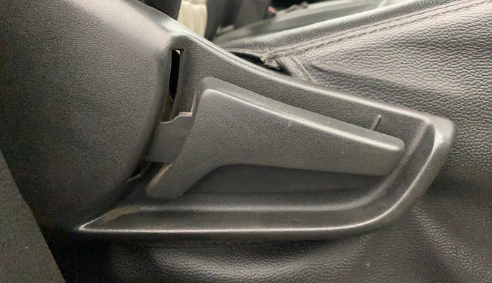 2020 Maruti S PRESSO VXI+, Petrol, Manual, 97,722 km, Driver Side Adjustment Panel