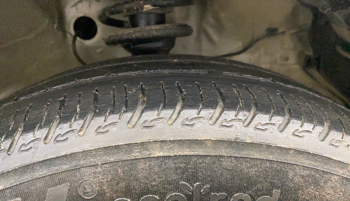 2020 Maruti S PRESSO VXI+, Petrol, Manual, 97,722 km, Right Front Tyre Tread