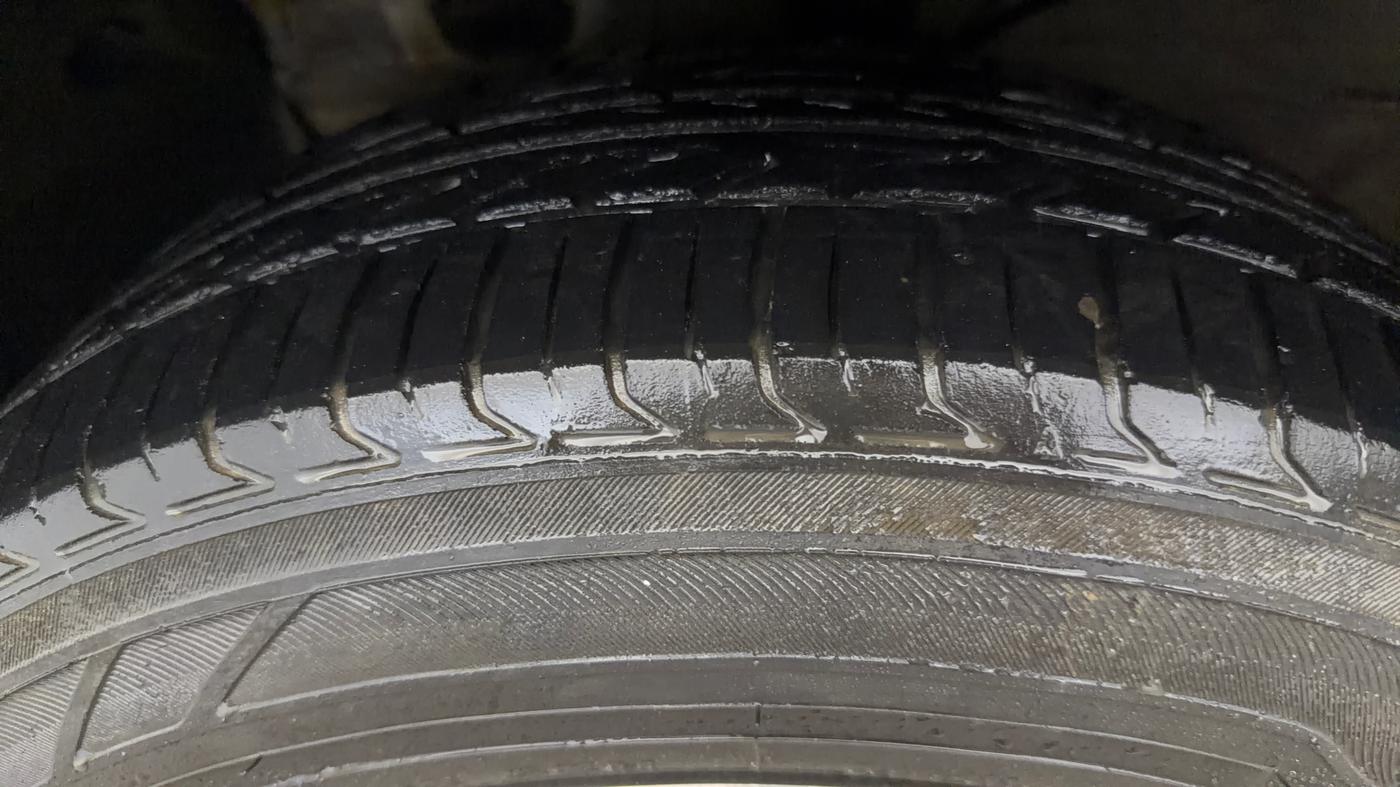 2017 Hyundai Creta E PLUS 1.6 PETROL, Petrol, Manual, 61,660 km, Left Front Tyre Tread