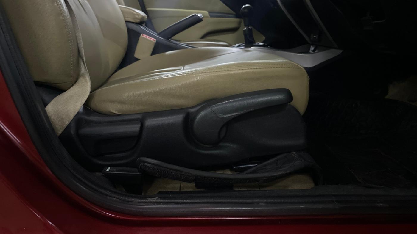 2019 Honda City 1.5L I-VTEC V MT, Petrol, Manual, 61,275 km, Driver Side Adjustment Panel