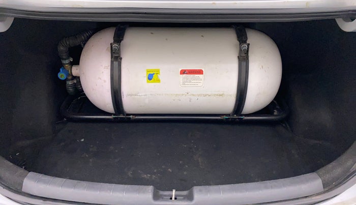 2021 Hyundai AURA S 1.2 CNG, CNG, Manual, 30,501 km, Boot Inside